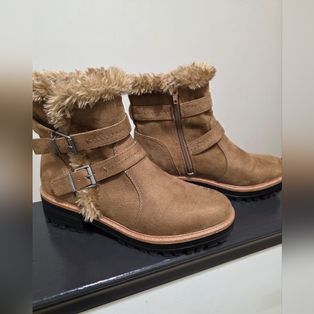 Indigo Rd. Ibbie Bootie